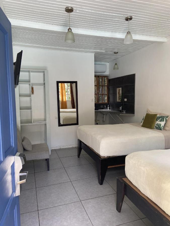 Lizard King Hotel & Suites Puerto Viejo de Talamanca Eksteriør billede