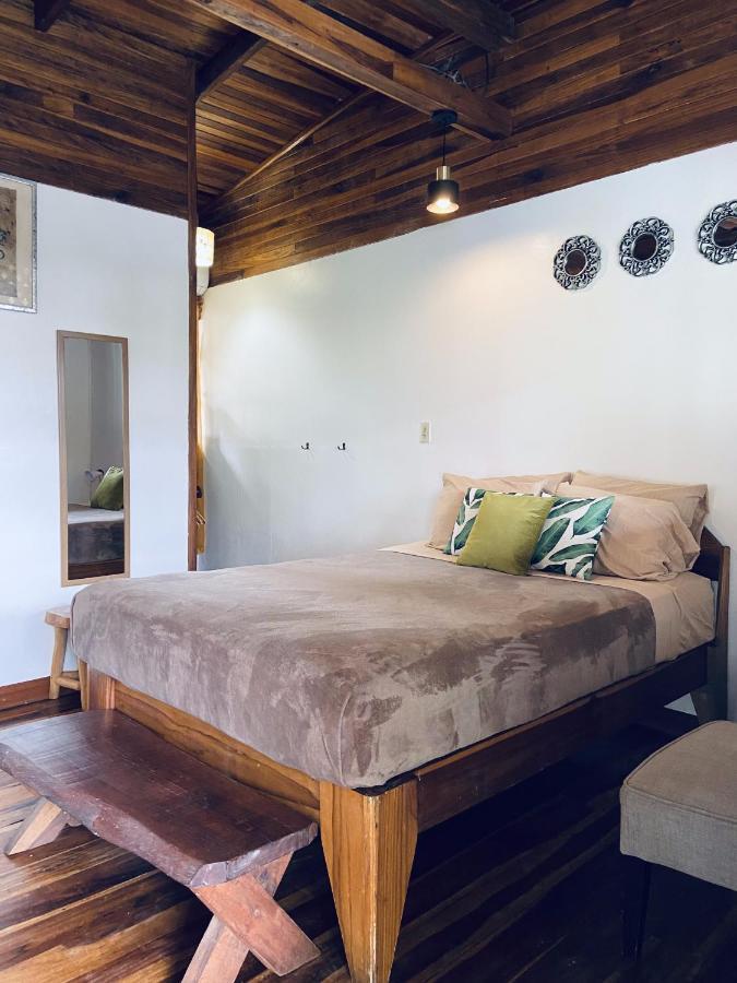 Lizard King Hotel & Suites Puerto Viejo de Talamanca Eksteriør billede