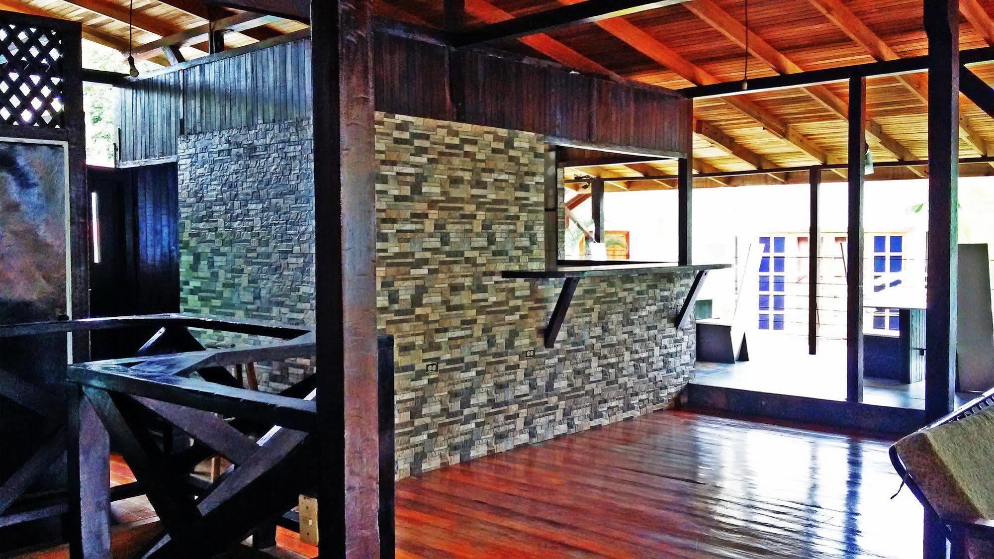 Lizard King Hotel & Suites Puerto Viejo de Talamanca Eksteriør billede